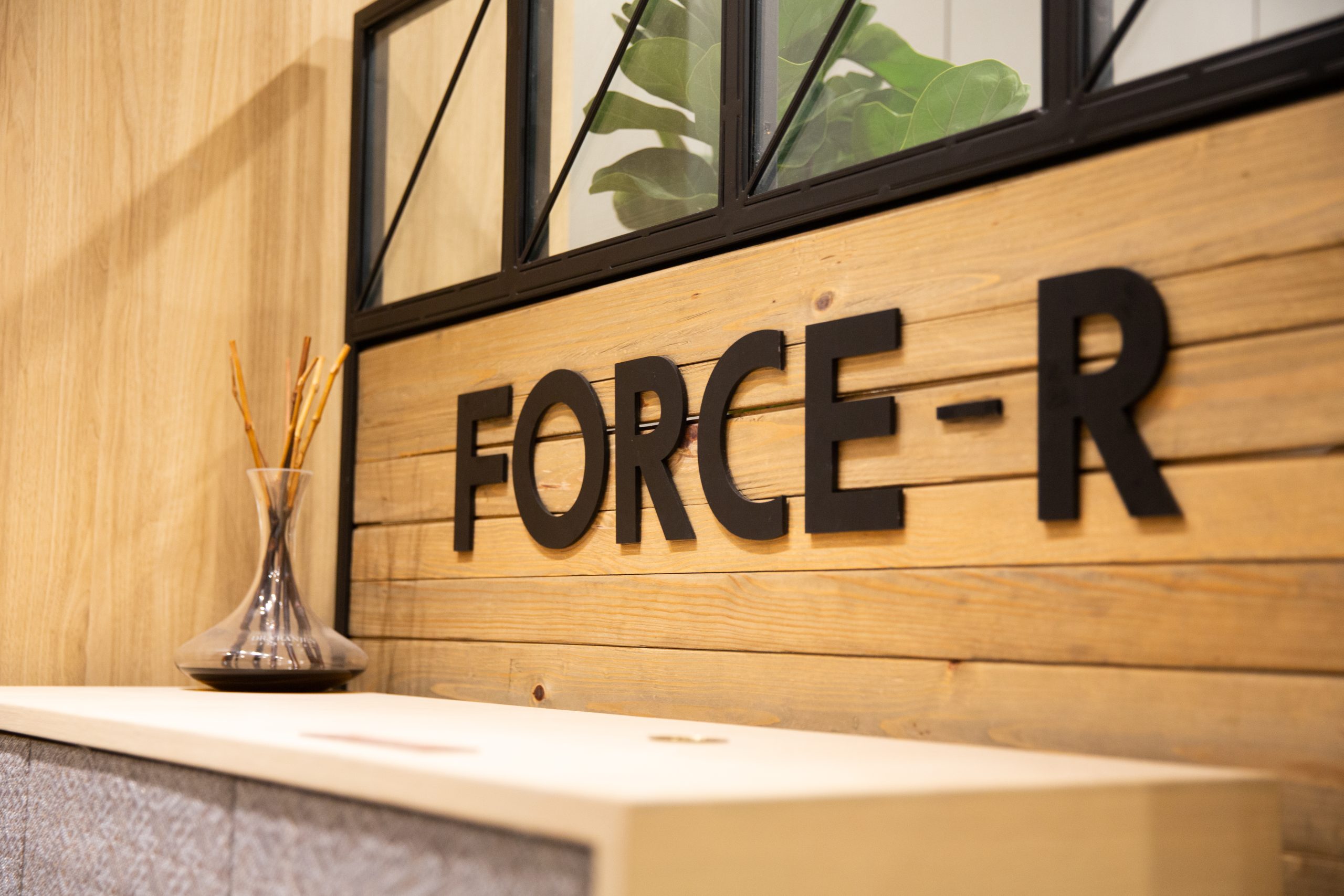 「女性が働きやすい会社への第1歩。男女ともに理解し合える環境づくりを」FORCE-R株式会社